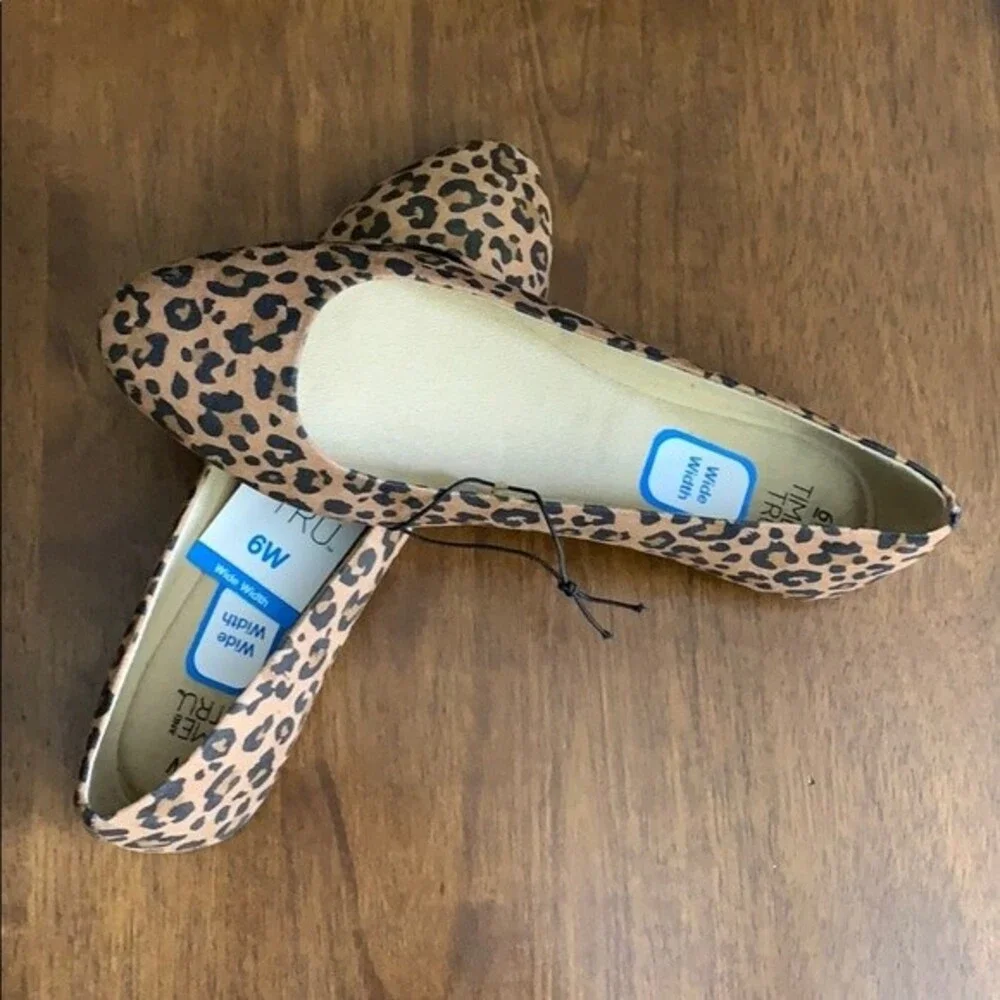Wide width leopard flats.